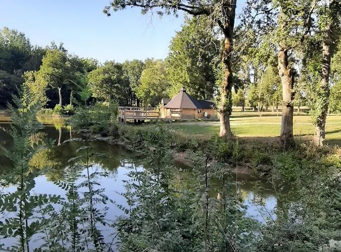 Le Domaine Des Vieilles Rues Chalet *