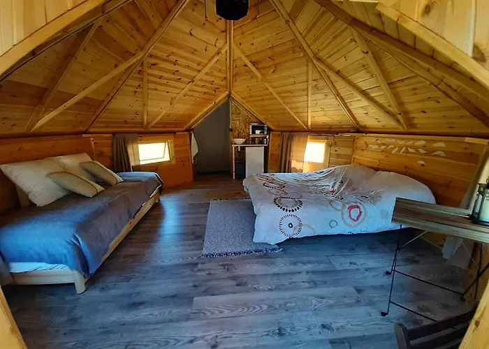 Le Domaine Des Vieilles Rues Chalet *